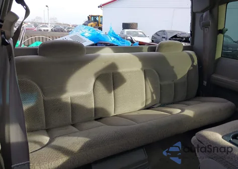 1998 Chevrolet C1500 Fleetside from USA, damaged, VIN 2GCEC19R7W1160362